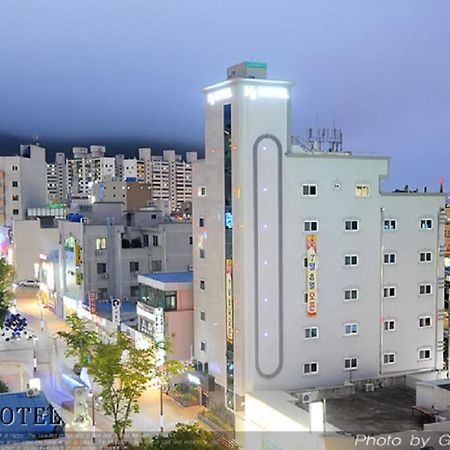 Yeosu Mj Motel Eksteriør bilde